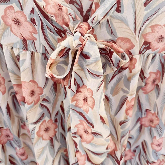 Vintage Lady Jennifer Ascot Bow Blouse Long Sleeve Floral Hawaiian - Picture 5 of 7